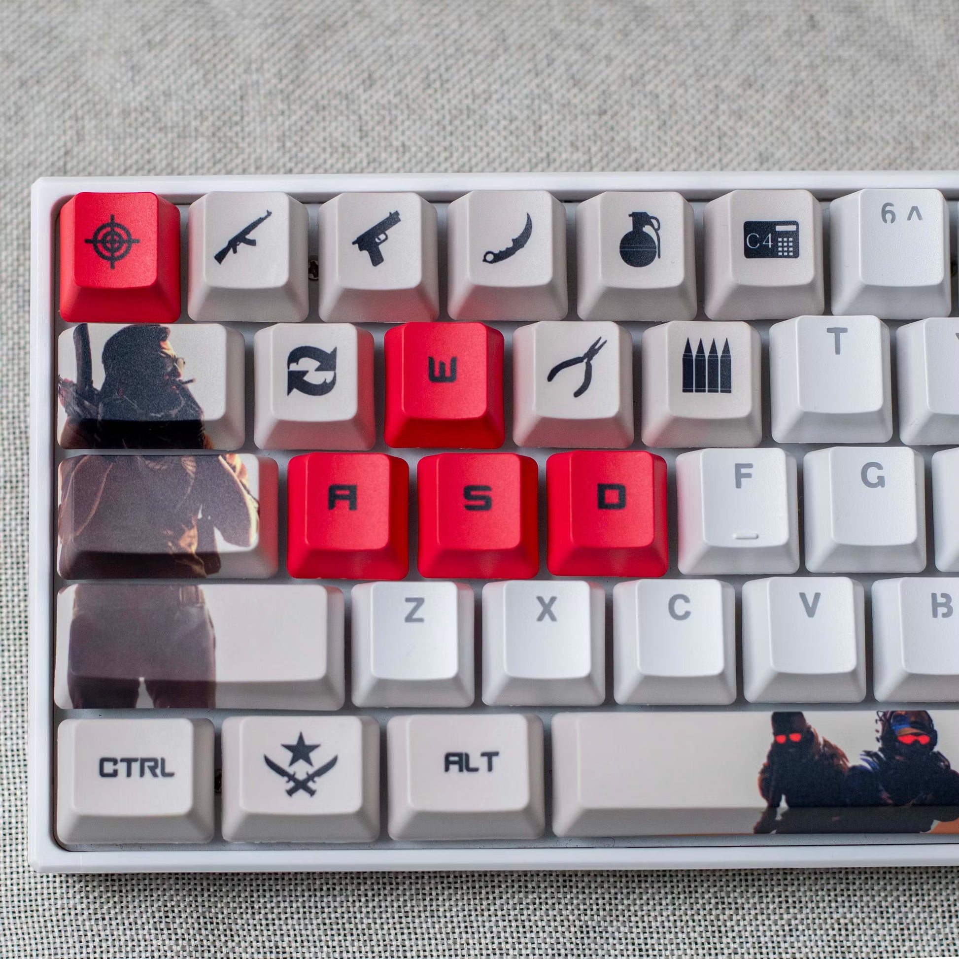 Custom CS2-Inspired Keycaps – Pro Gamer Edition (14 / 29 / Full Set)